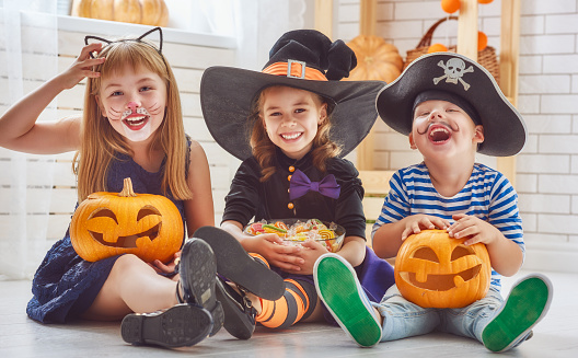 FeinerSupply offers tips for DIY Halloween Decorations the whole family can enjoy